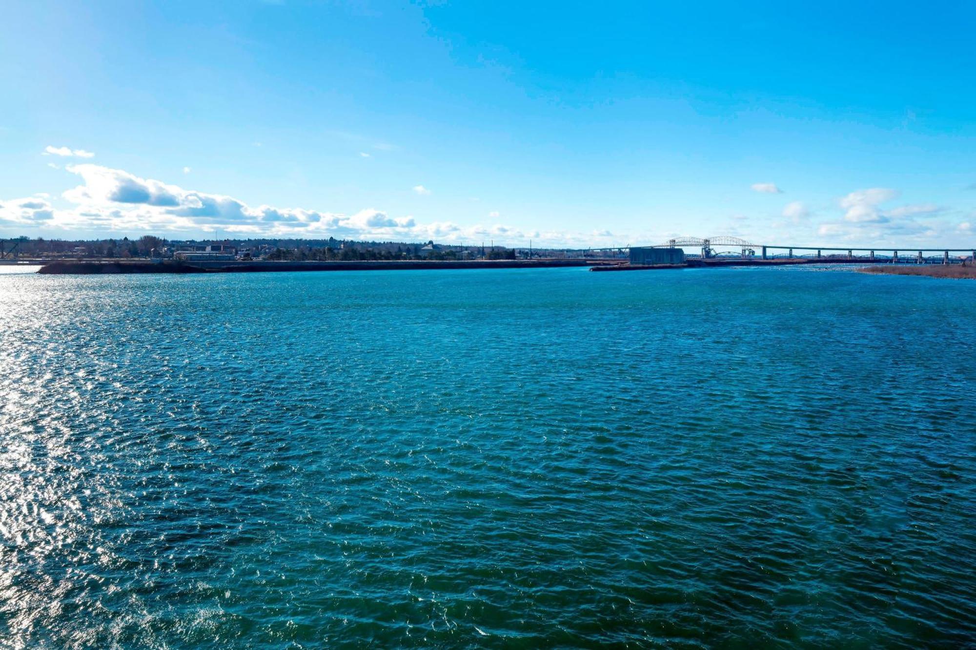 Delta Hotels By Marriott Sault Ste. Marie Waterfront Exterior foto