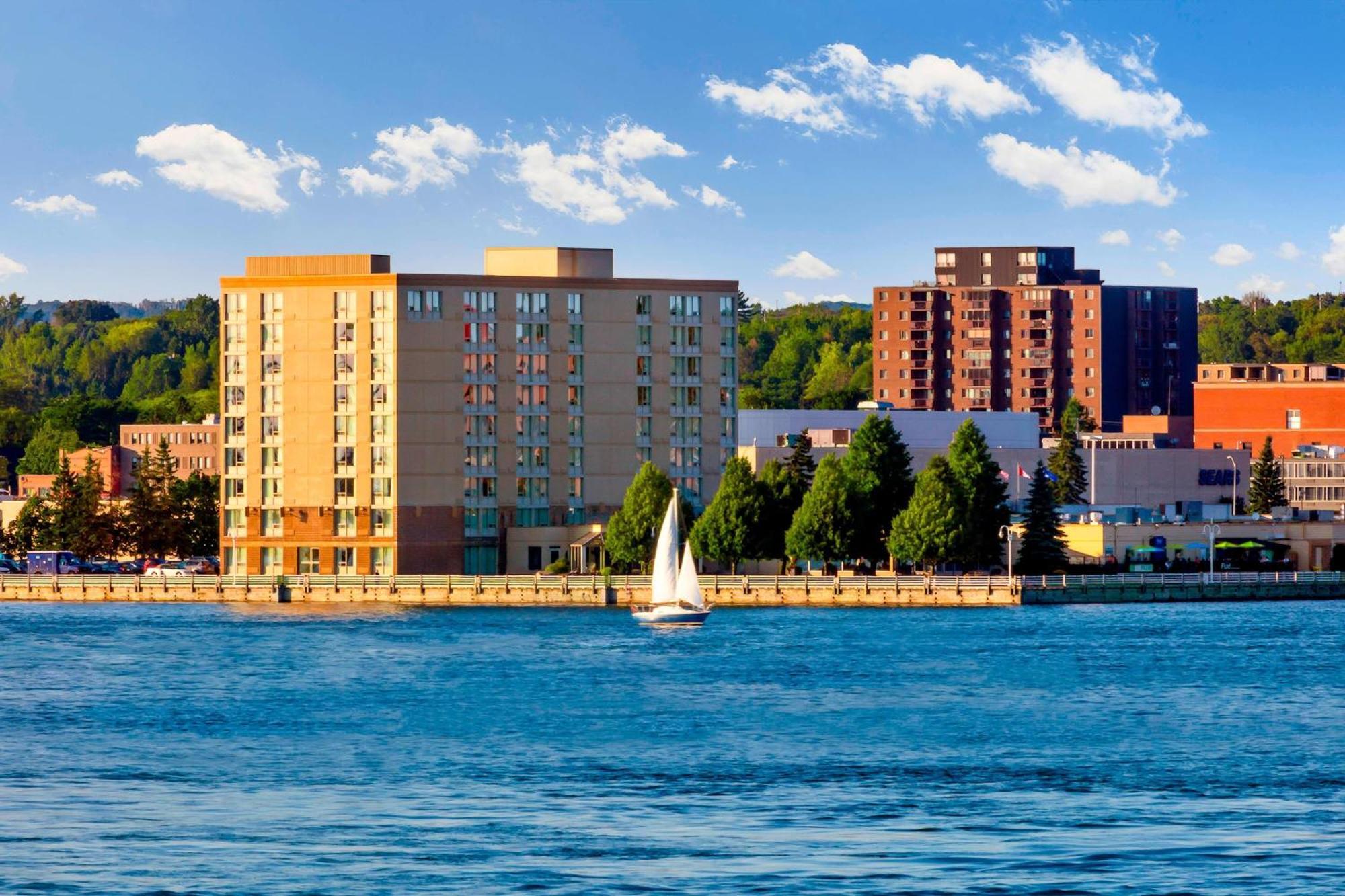 Delta Hotels By Marriott Sault Ste. Marie Waterfront Exterior foto